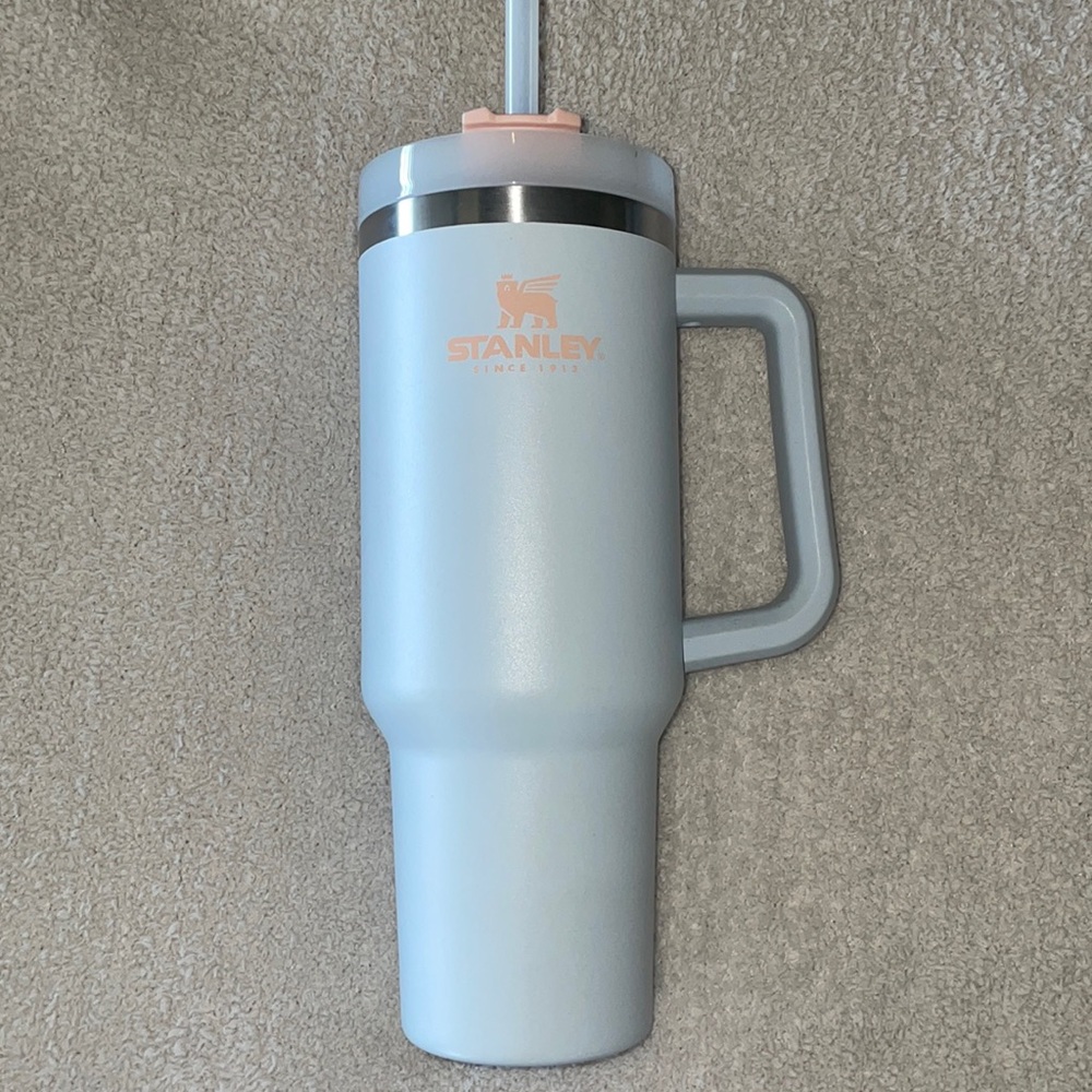 Stanley 40 oz Tumbler Cloud